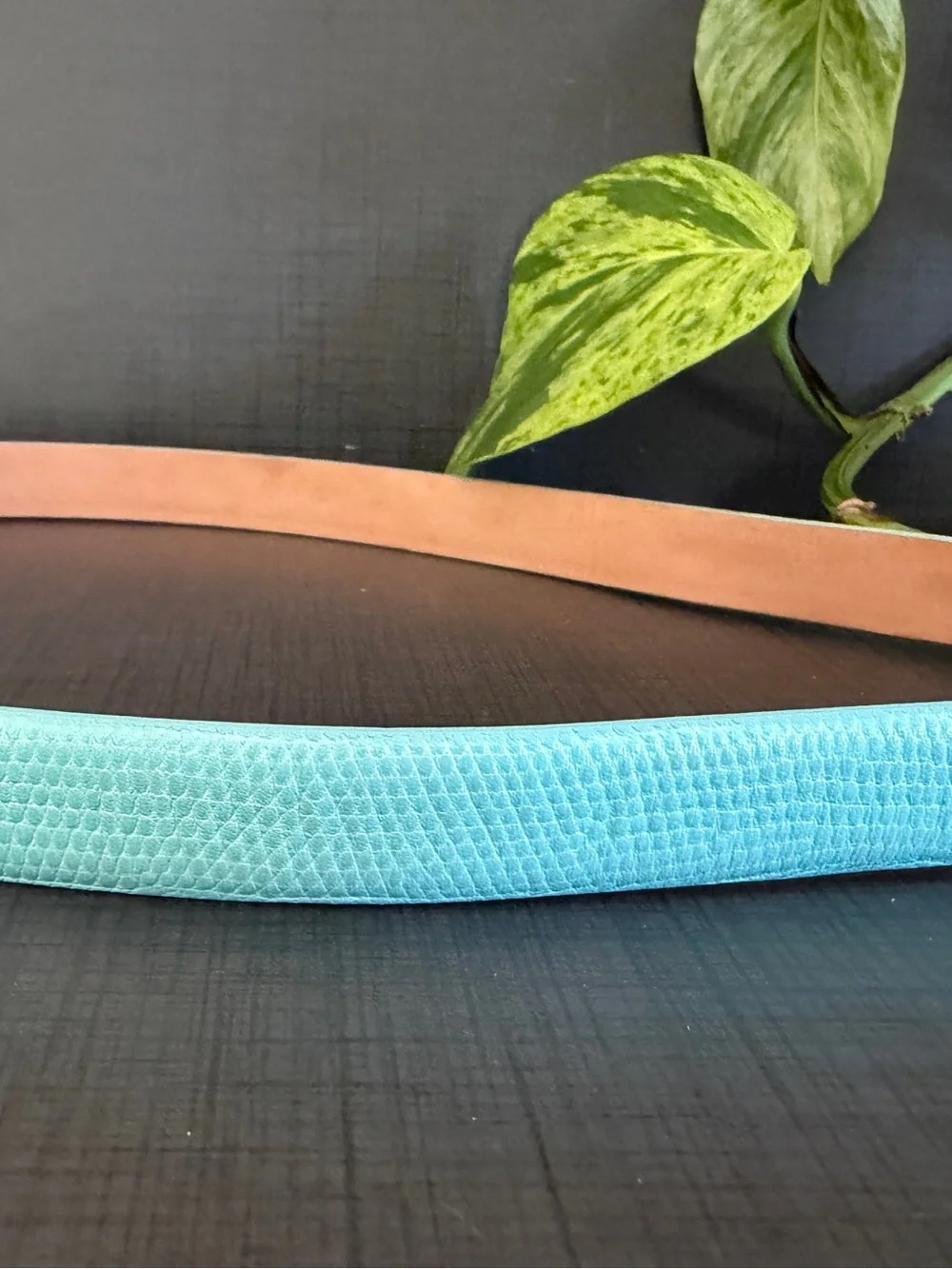 Talbots Vintage Textured Leather Belt Med Aqua Tiffany Blue Silver 90s coastal